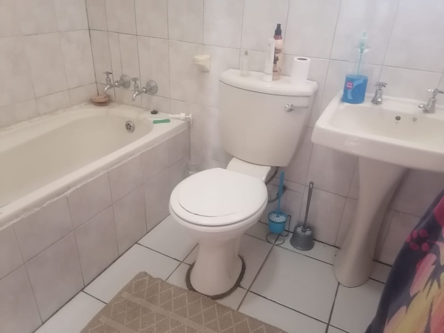 2 Bedroom Property for Sale in Navalsig Free State